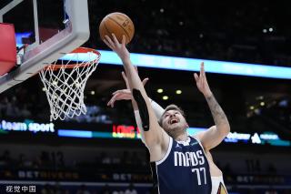 维拉在他的 维拉在他的